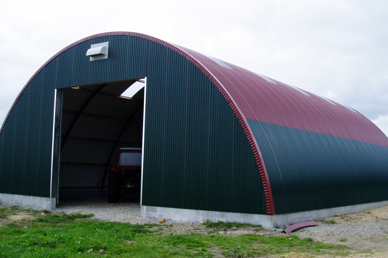 быстровозводимый ангар. ангары строительство под ключ. теплый ангар под ключ. фирма favorit бескаркасные ангары.